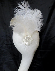 Ivory White Austen Feather Clip