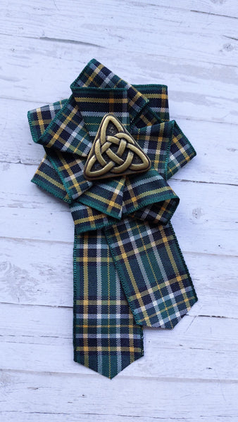 Tartan Ruffle Rosette Triquetra Mini Brooch Pin