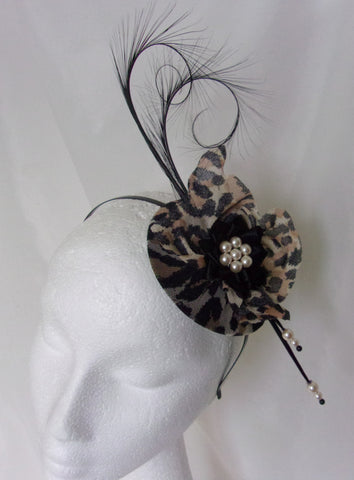 leopard print fascinator, leopardprint fascinator, leopard print hat, animal print hat, animal print fascinator, #leopardprinthat #leopardprint safari print hat, safari print fascinator