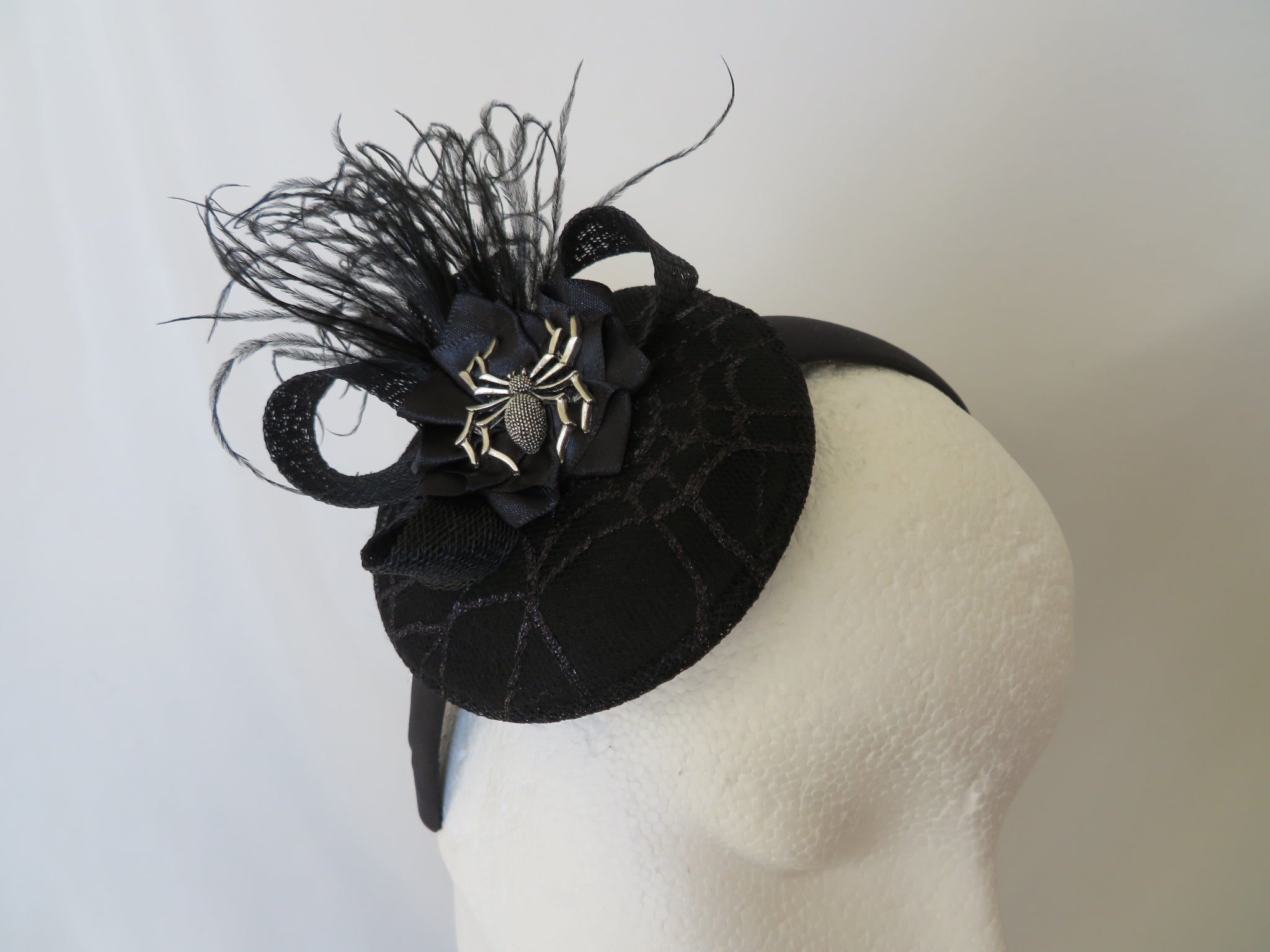 Black Spider Emma Cocktail Hat