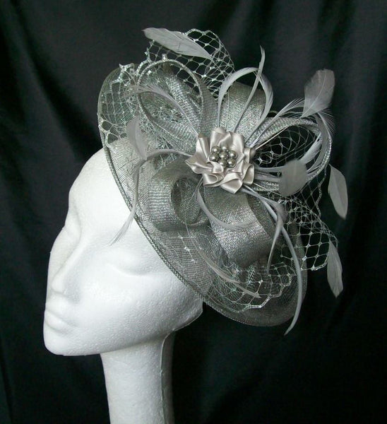 Aurora Feather Veil and Sinamay Loop Saucer Wedding Fascinator Hat